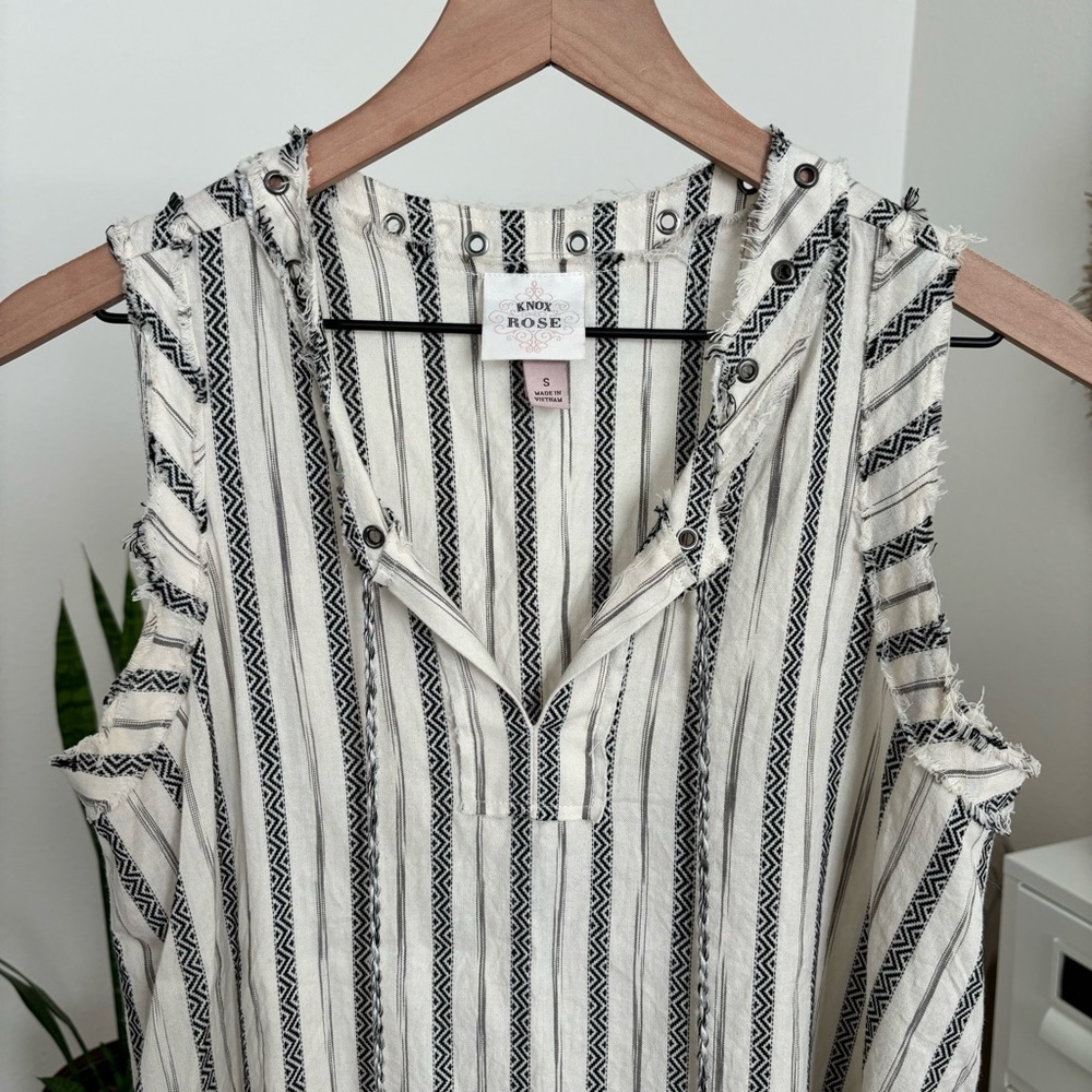 Knox Rose Cream Black Boho Striped Raw Hem Sleeveless Blouse Tank Top Small - Picture 3 of 9